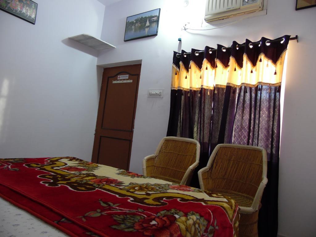 Keshav Palace Pushkar Chambre photo
